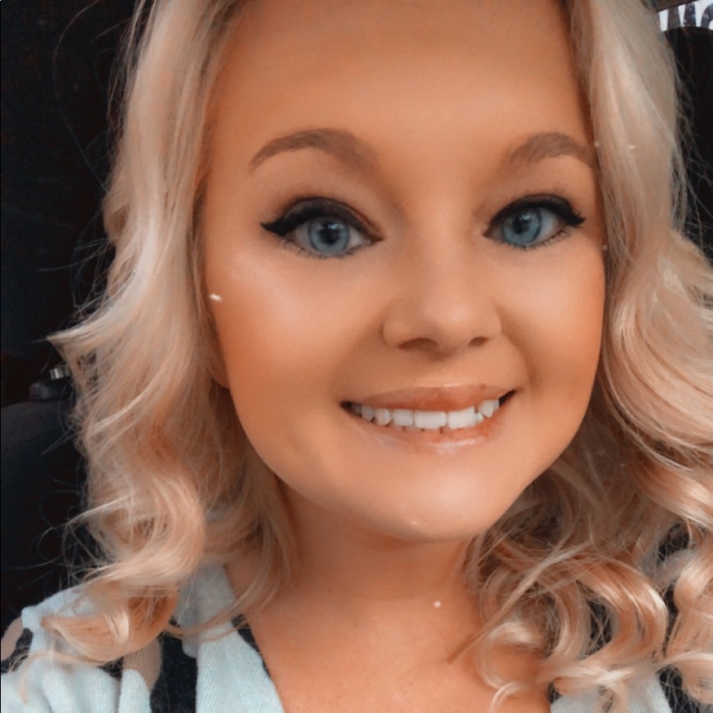 Meet your Posher, Jessica